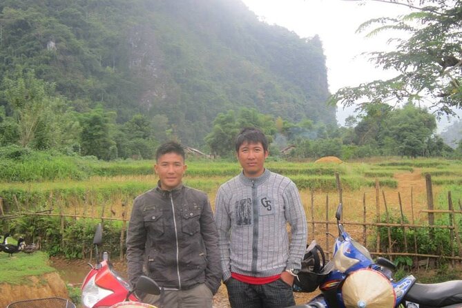 1-Day Tour to Vang Vieng with Private Guide - Caves, cliffs, and the first taste of Vang Vieng