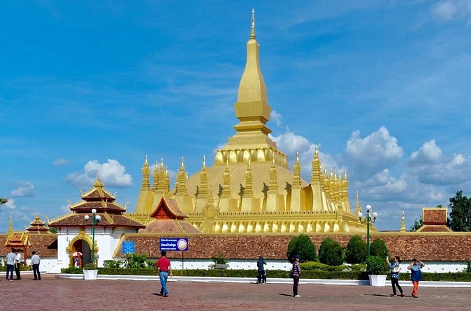A Full Day in Laid-Back Vientiane - That Luang, the golden symbol of Laos