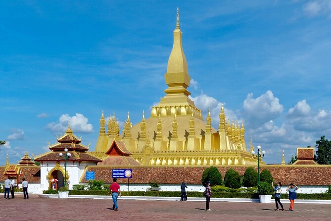 A Full Day in Laid-Back Vientiane - Talat Sao, only when the clock allows