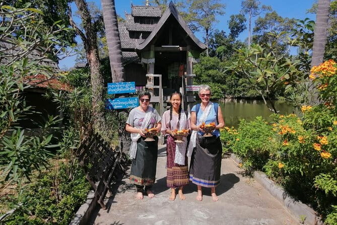 Camping At Nong khiaw View point 360 View - The guide, group size, and communication