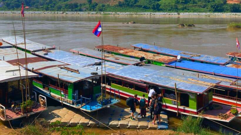 Chiang Rai: 2-Day Transfer to Luang Prabang by Slow Boat - Leaving Chiang Rai before sunrise