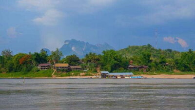2-Day Transfer to Luang Prabang by Slow Boat