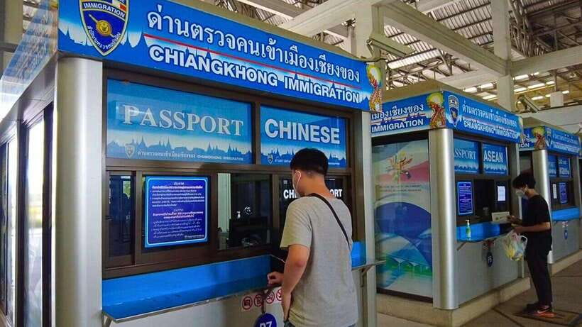 Chiang Rai: 2-Day Transfer to Luang Prabang by Slow Boat - Day two, Pakbeng to Luang Prabang
