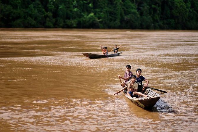 Dine and Cruise on Mekong River - The food, music, and Lao dance show
