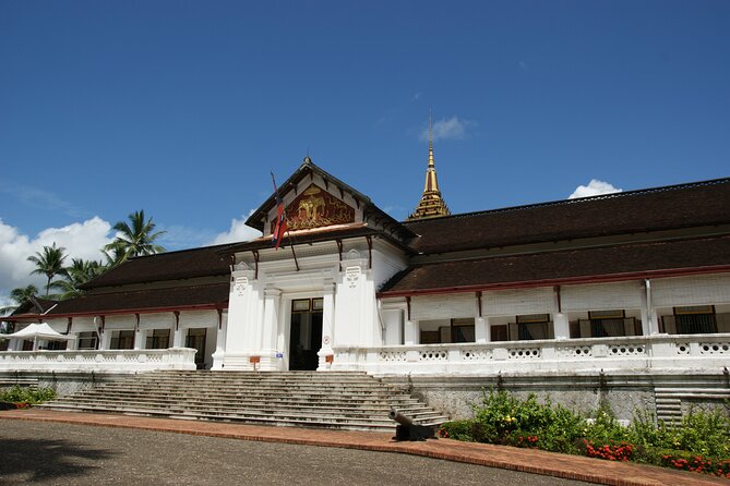 Full-Day Luang Prabang Highlights Tour Including Kuangsi Waterfall - Key points to know before booking