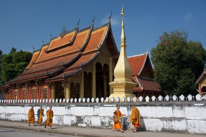 Full-Day Luang Prabang Highlights Tour Including Kuangsi Waterfall - Why this eight-hour route works
