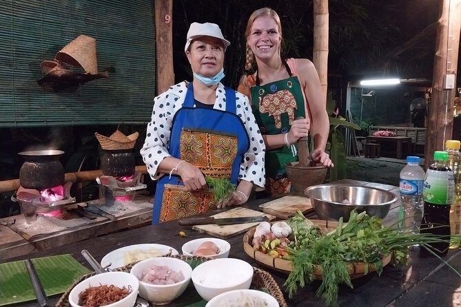 Home-cooked dinner & Baci ceremony with Villagers in Ban Nasang - Reading the market before cooking