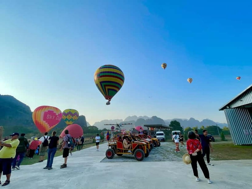 Hot Air Balloon in VangVieng pick up-drop off - Thirty minutes above the Nam Song River