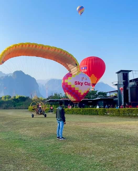 Hot Air Balloon in VangVieng pick up-drop off - The early pickup and ride from town