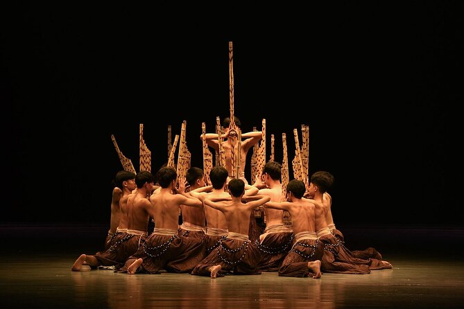 Luang Praban Buddha's Light Stage Show Ticket - A one-hour performance with an optional farewell