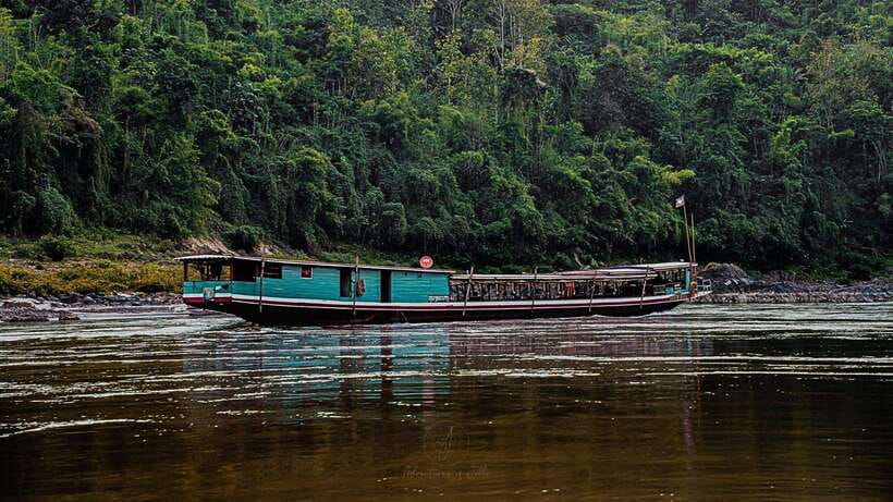 Luang Prabang: 2D Transfer to Huay Xai by Slow Boat - Day two: Pakbeng to Huay Xai