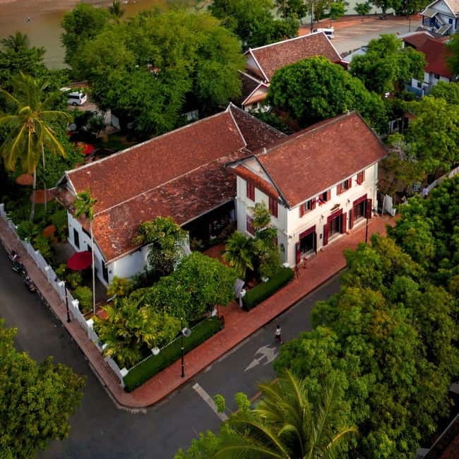Luang Prabang: Audio-Guided City Tour in Electric Car - Key points to know before you book