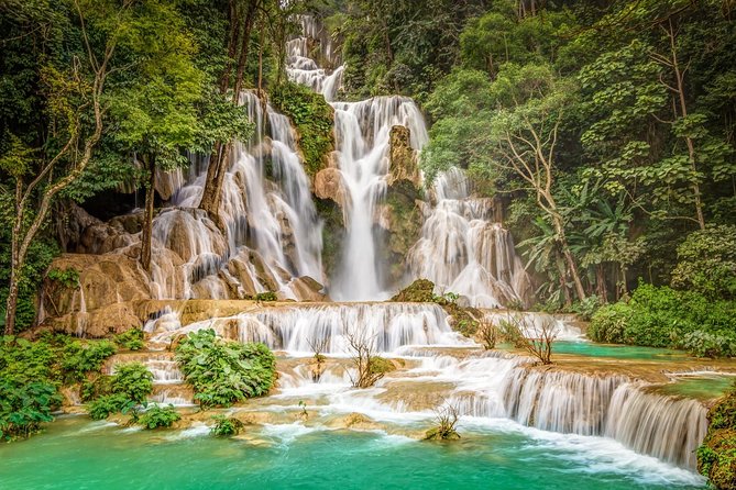 Luang Prabang City Tour & Kuang Si Waterfalls - Starting before sunrise at the alms ceremony