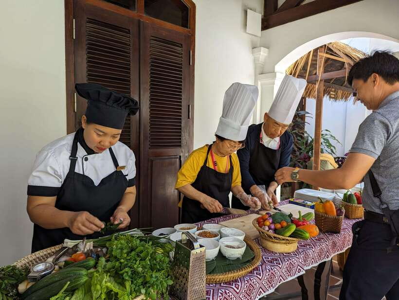 Luang Prabang: Cooking Class at the Former Royal Palace - Eating your own lunch beside the Mekong