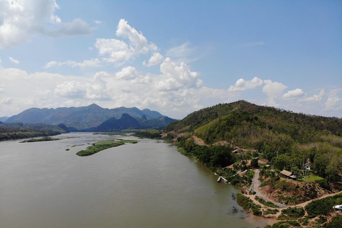 Luang Prabang: Cruise to Pak Ou Caves & Kuang Si Waterfalls - A short Hmong cultural visit