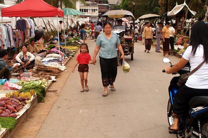 Luang Prabang Early Morning Alms Giving and Wet Market - Why the alms ceremony matters in Luang Prabang