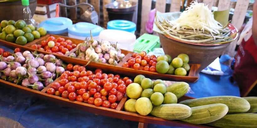 Luang Prabang: Foodie Walking Tour & Monk Blessing - Who should book this Luang Prabang food tour?