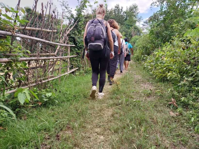 Luang Prabang: Hiking Off the Beaten Track with Picnic Lunch - Climbing the skyline ridge above the valley