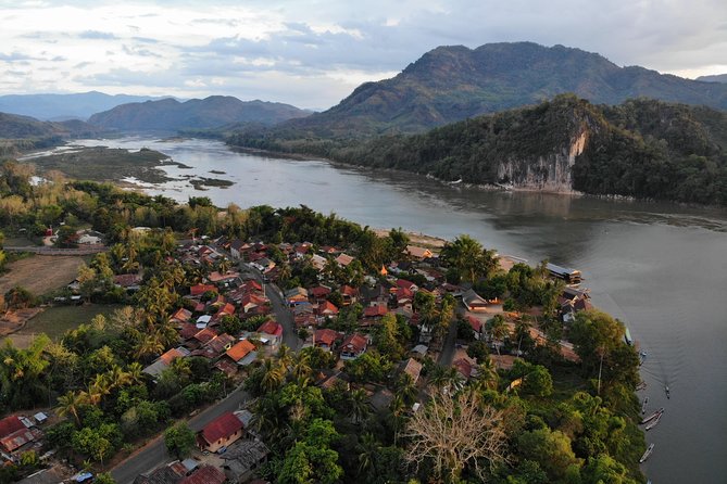 Luang Prabang Mountain Bike Cycling Tour - Lunch, a shower, and a practical midday pause