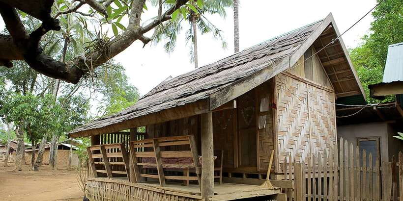 Luang Prabang: Mountain Trek & Local Villages Overnight Tour - Reaching the Khmu village at night