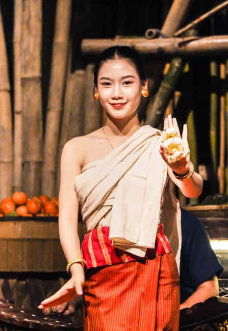 Luangprabang: Dinner with Lao Traditional Dance Performance - Arriving at Jungala Lounge Bar