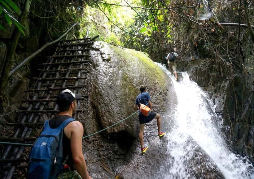 Nong Khiaw: 100 Waterfalls, Nam Ou & Khmu Village Day Tour - A short village visit with a practical caveat