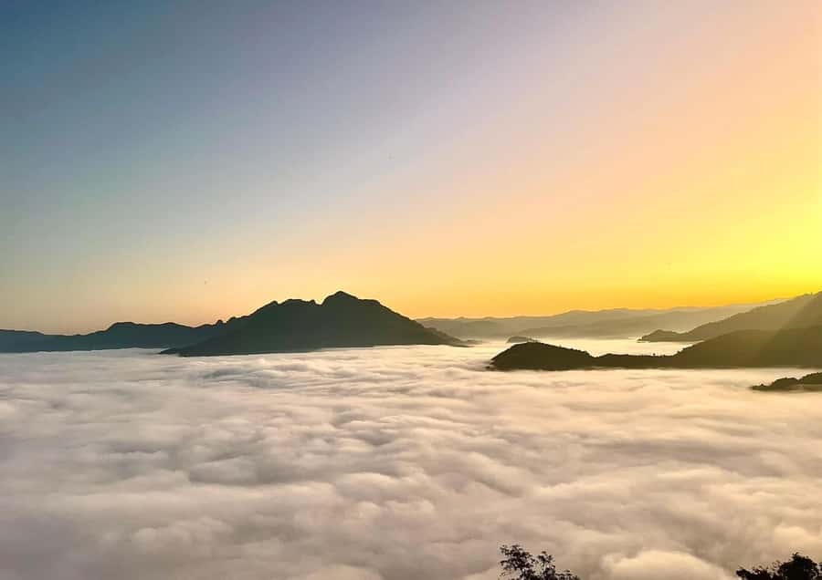 Overnight Camping At nong khiaw view point, 360 view - Through bamboo and jungle to the viewpoint