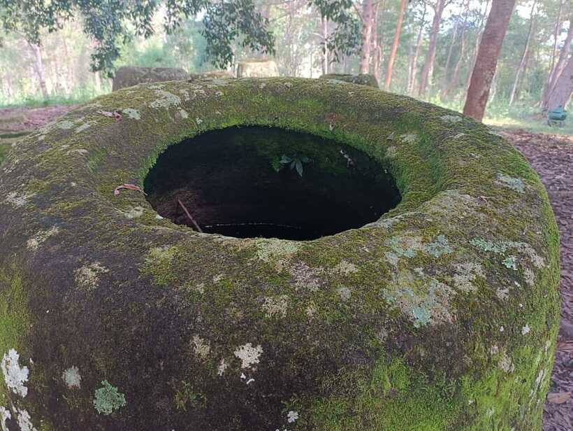 Plain of jars private tour - Site 2 at Ban Nakho and the Phou Salato hills