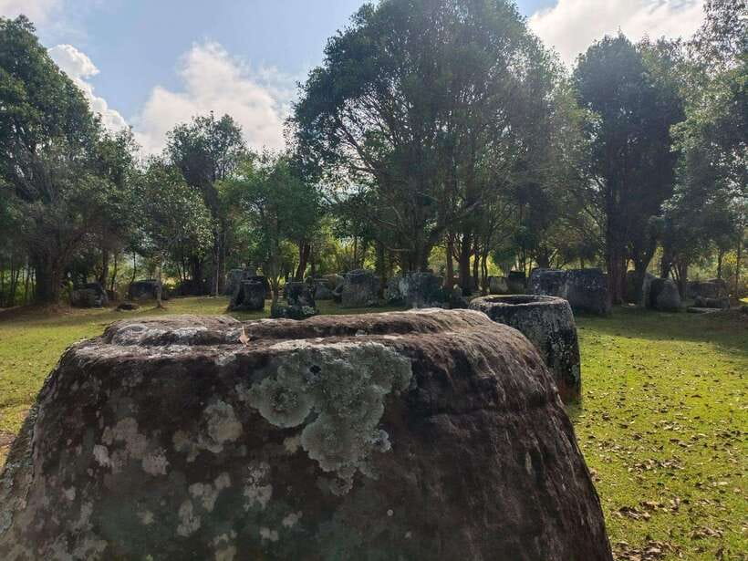 Plain of jars share group tour - What the guide and shared vehicle add