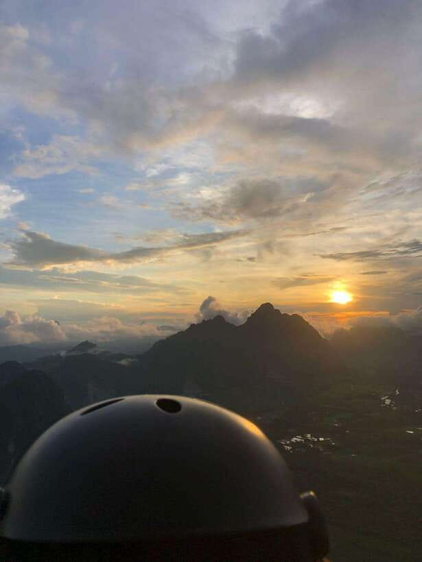 Vang Vieng: Hot Air Balloon and Go Kart Ride - Who will enjoy this day most?