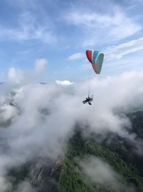 Vang Vieng: Paragliding Experience with Hotel Pickup - Why Vang Vieng is such a striking place to fly