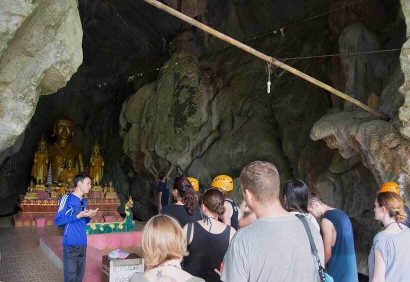 Vang Vieng: Tham Nangfar and Tham Nam Day Tour with Kayaking - The final kayak back to Vang Vieng