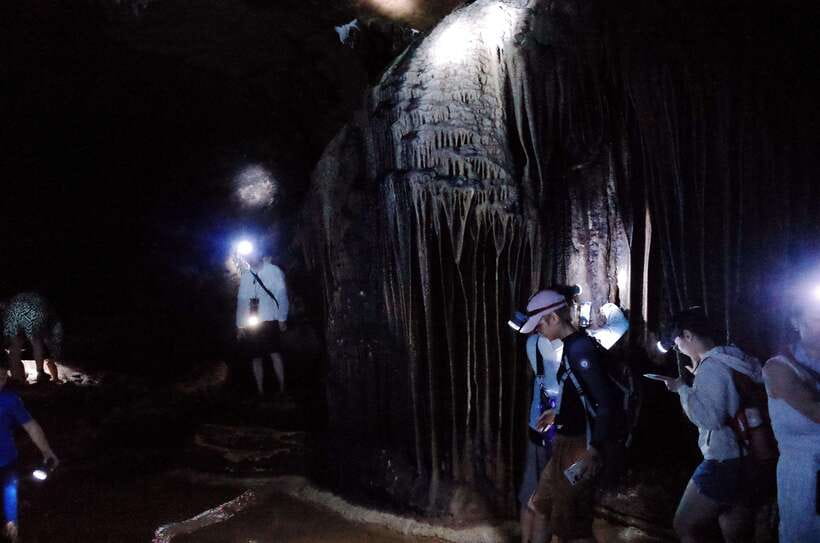 Vang Vieng: Zipline&Water Cave&Tham Chang&Blue Lagoon 1 - Ziplining above forest and rivers