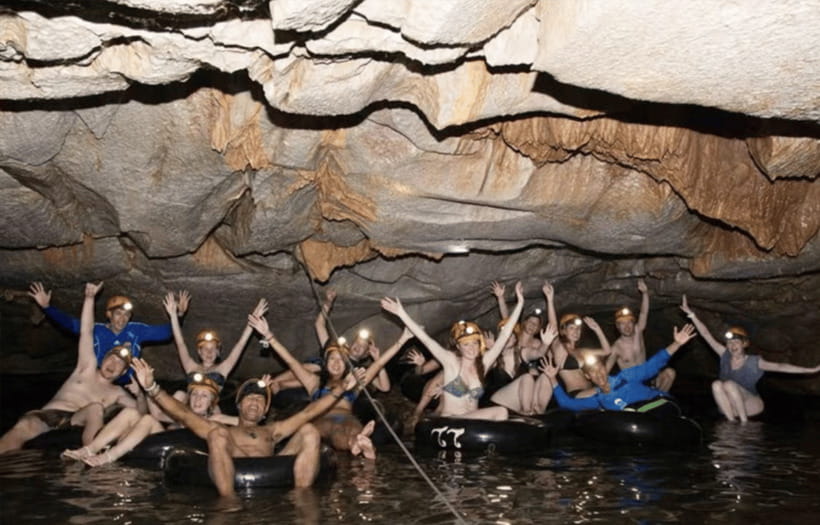 Vang Vieng:Zipline,Water Cave,Tham Chang,Kayak,Blue Lagoon 3 - Tire rafting inside Tham Chang