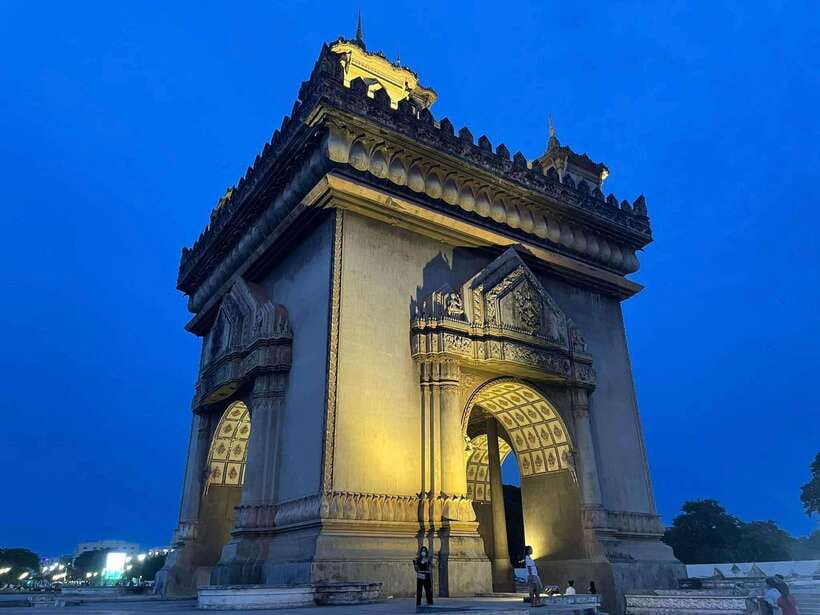 Vientiane City Highlights Tour with Buddha Park & Lunch - A Lao lunch with a practical warning