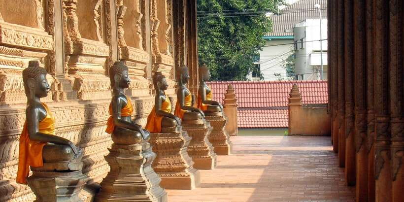Vientiane: Private Full-day Must-See Sights & Sunset Tour - What the $149 price includes