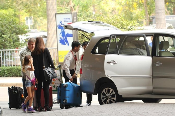 Vientiane Private Transfer: Wattay Airport -Hotel-Railway Station - Key points at a glance